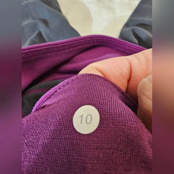 Lululemon Athletica Purple and Black Capris - Picture 6 of 6